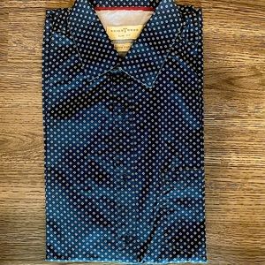 Slim fit medium men shirt